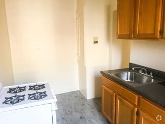 Apartments Under 1 500 In Queens Ny