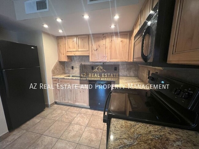 Photo - 2228 E Campbell Ave Apartment