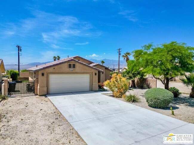 Building Photo - 13589 Hidalgo St