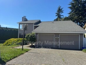 Building Photo - 17319 Stone Ct N