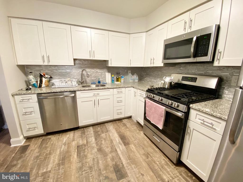 Foto principal - 167 Andover Pl