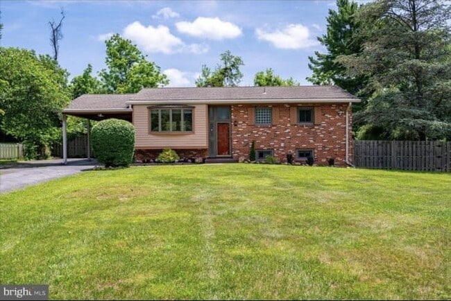 Building Photo - 15617 Allnutt Ln