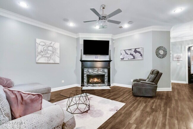 Foto del edificio - 205 Lo Saab Cove