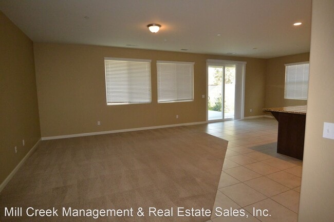 Foto del edificio - 3 br, 2 bath House - 6250 W. Vine