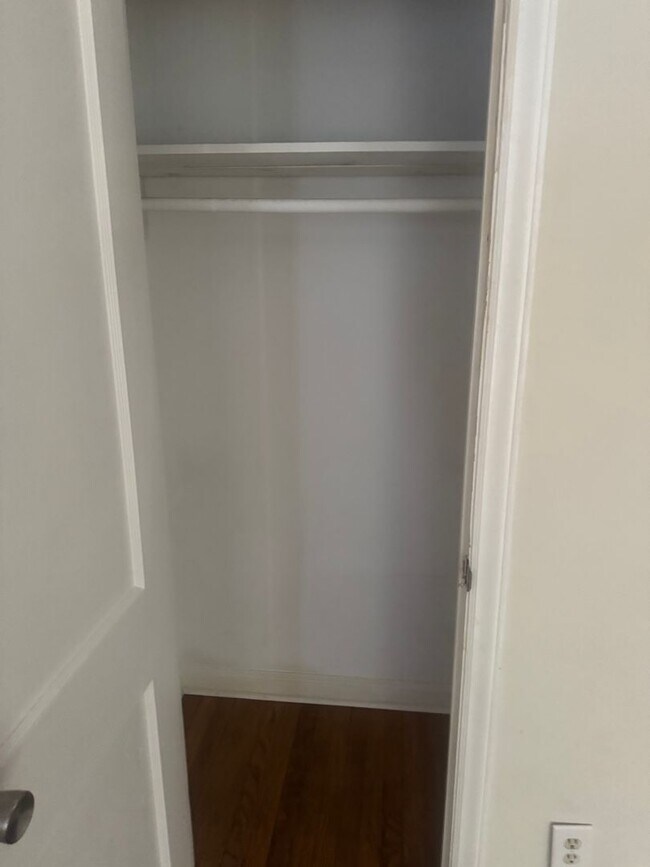 Foto del edificio - Charming 2br 1ba Home! Available Now!