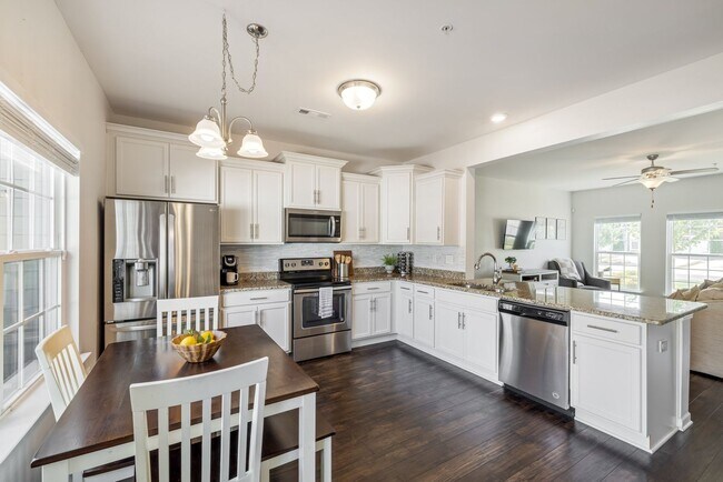 Foto del edificio - 409 Oldbury Ln