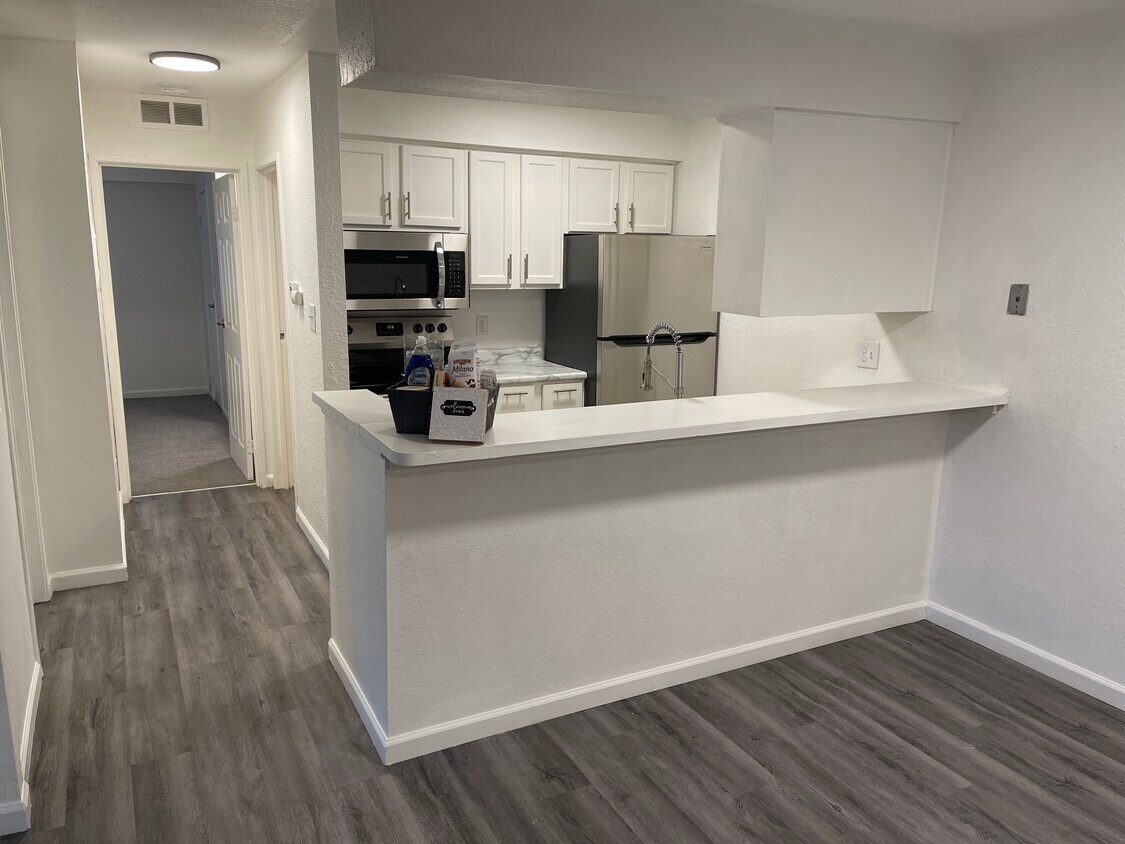 Sugar Plum Apartments 2692 Harbor Hill Dr Traverse City, MI