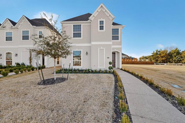 Foto del edificio - 7921 Renaissance Blvd