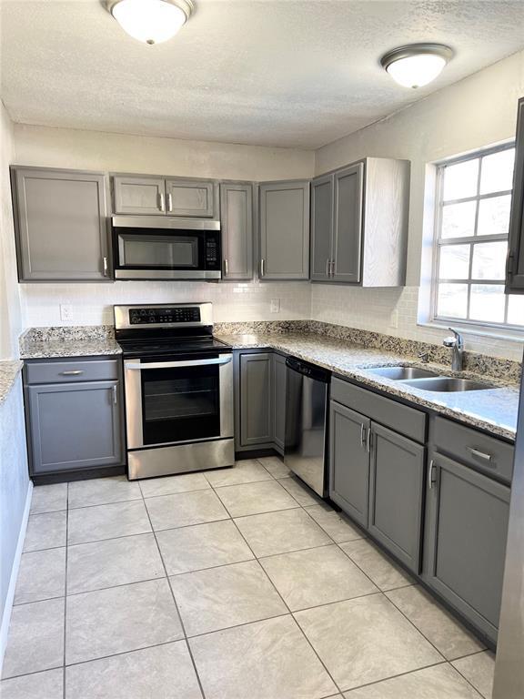 Building Photo - 7145 Trenton Pl