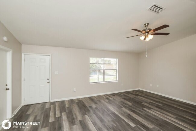 Foto del edificio - 1390 PALAU ST SE, PALM BAY, FL 32909