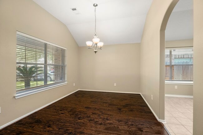 Building Photo - 5030 Birch Manor Ln