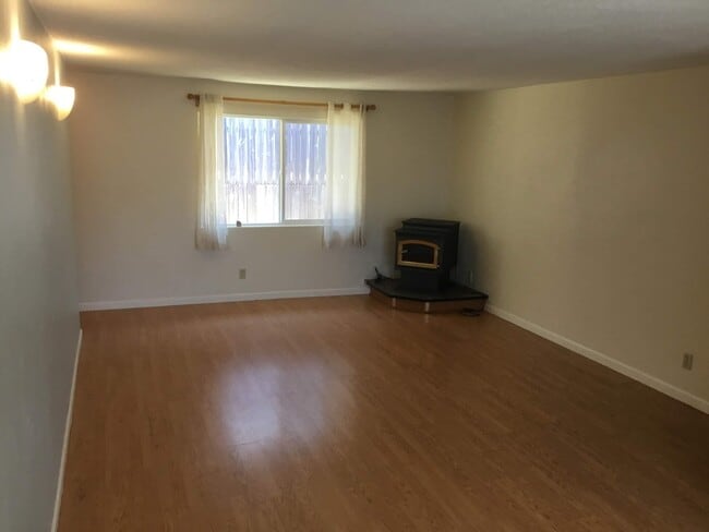 Photo - 3 Bedroom House in College Hill Neighborhood