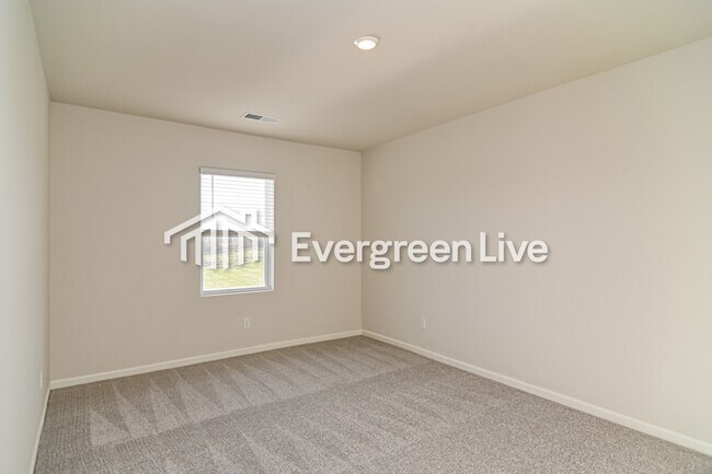 Building Photo - 632 Shoemaker Ln