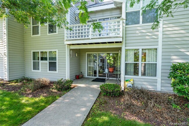 Foto del edificio - 207 Arlin Rd