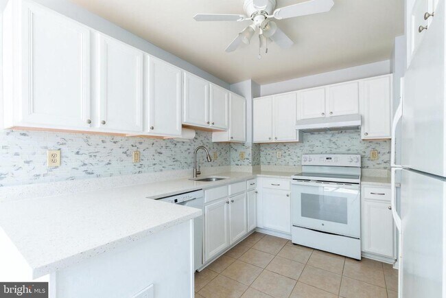 Foto del edificio - 307 Thyme Ln