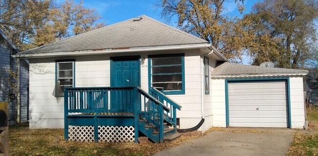 Foto del edificio - 1414 E 5th St