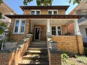 Building Photo - 2742 Florian St