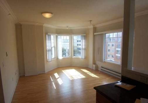 Foto del edificio - 900 Van Ness Ave
