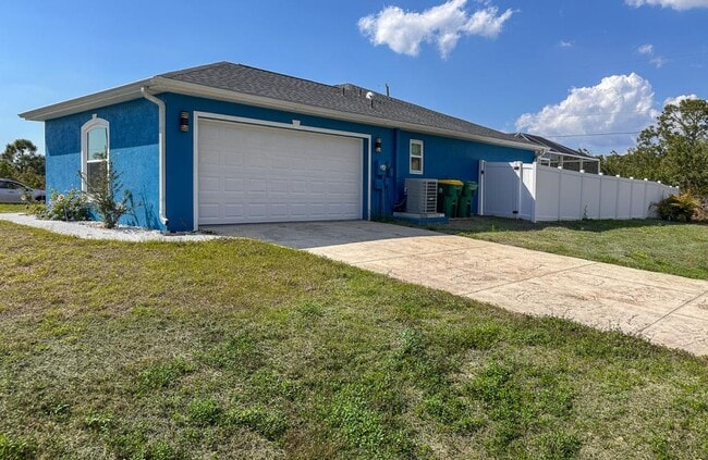 Building Photo - 13280 Foresman Blvd