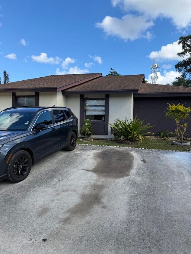 Foto principal - 3760 Mil-Stream Ct