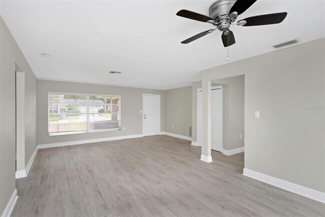 Foto del edificio - 105 Timberview Dr