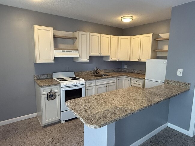 Foto del edificio - 1118 N H St