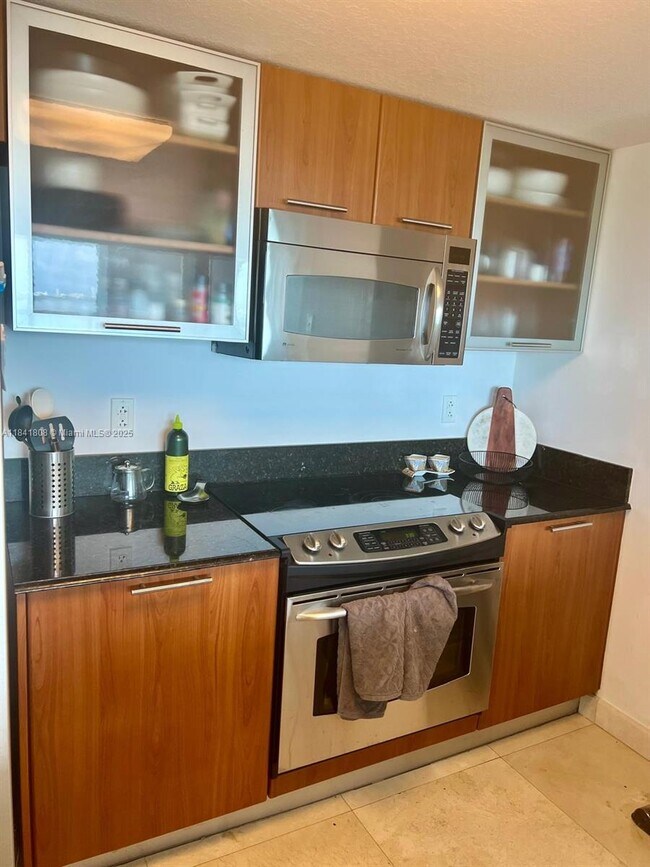 Foto del edificio - 1800 N Bayshore Dr