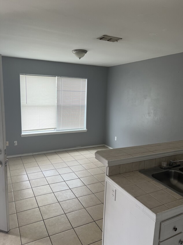 3211 Magdalena St Unit 7, Mission, TX 78573 Apartments in Mission, TX