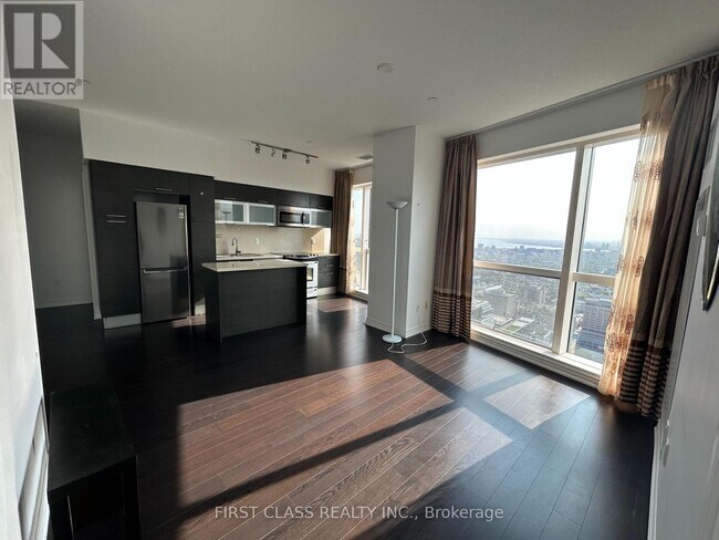 Photo du bâtiment - 386-5386 Yonge St