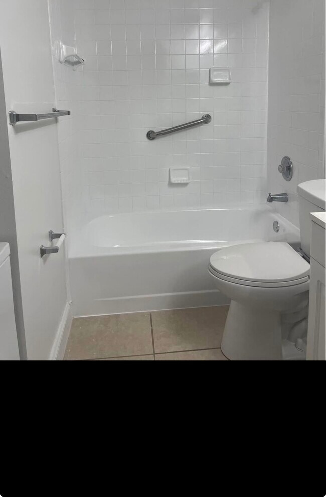Baño principal - 9440 SW 140th Ct