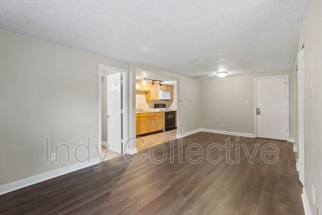 Foto del edificio - 3609 Balsam Ave