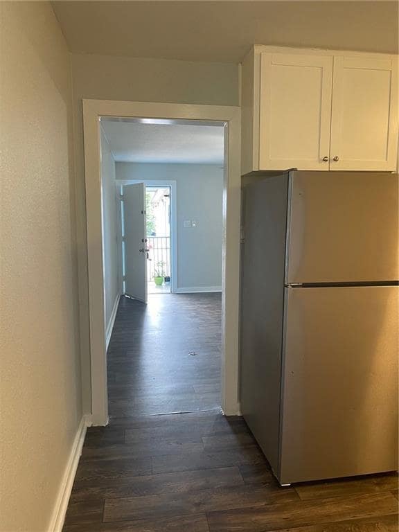 Building Photo - 7304 Twin Crest Dr