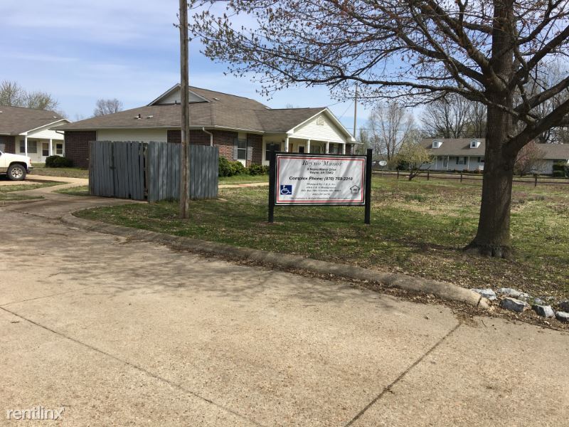 Primary Photo - 1 br, 1 bath Apartment - 9 Reyno Manor