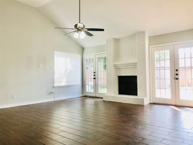 Foto del edificio - 12727 Ashford Knoll Dr
