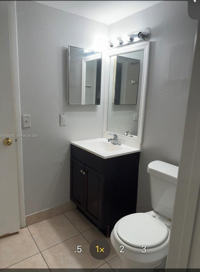 Foto del edificio - 1301 S Franklin Ave