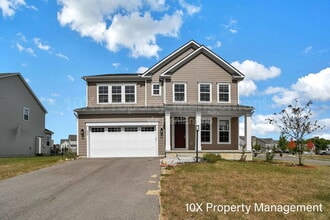 Building Photo - 592 Courtright Dr
