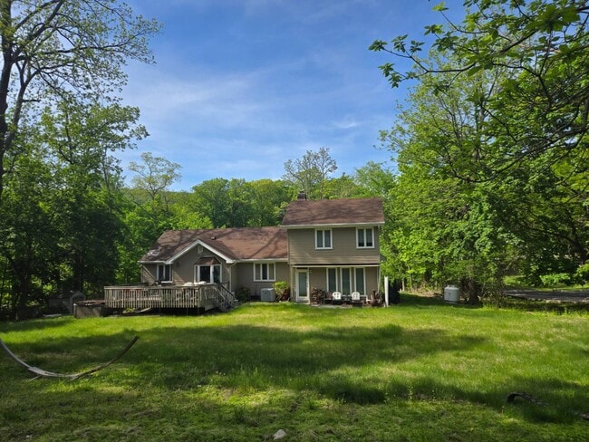 Building Photo - 110 Lime Kiln Rd