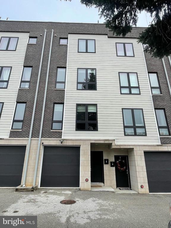 Building Photo - 3831 F St