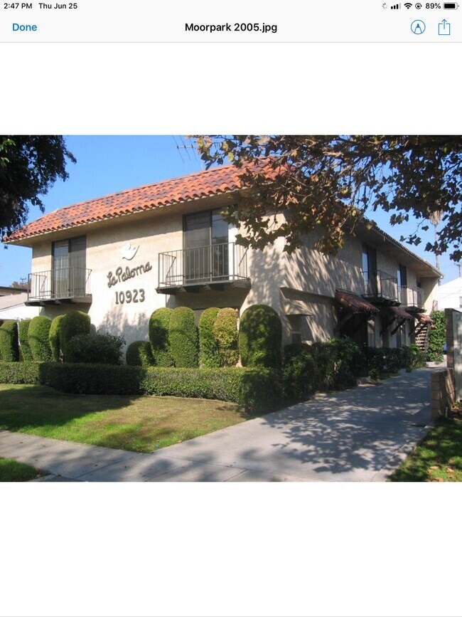 Toluca Lake apt 1bd +1bath - 10923 Moorpark St