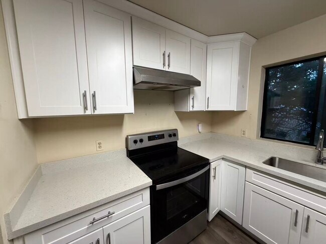Foto del edificio - 8430 Delridge Way SW