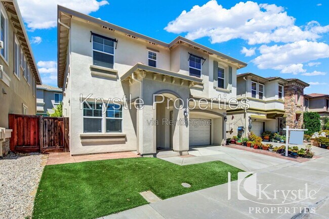 Building Photo - 1649 Roma Dr