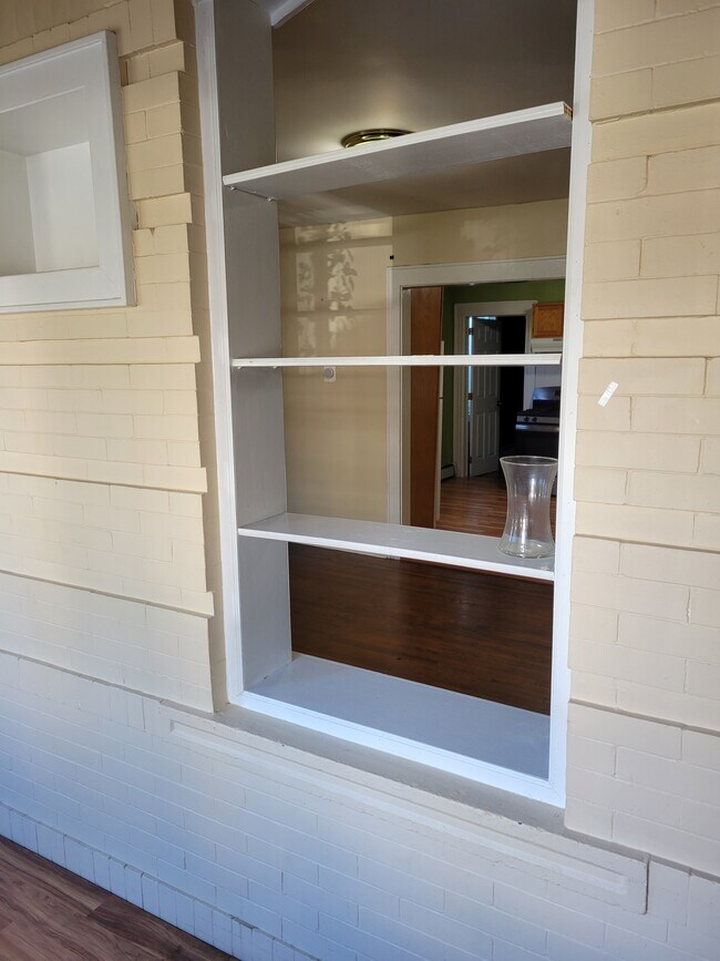 sunroom - 213 Lincoln Pl