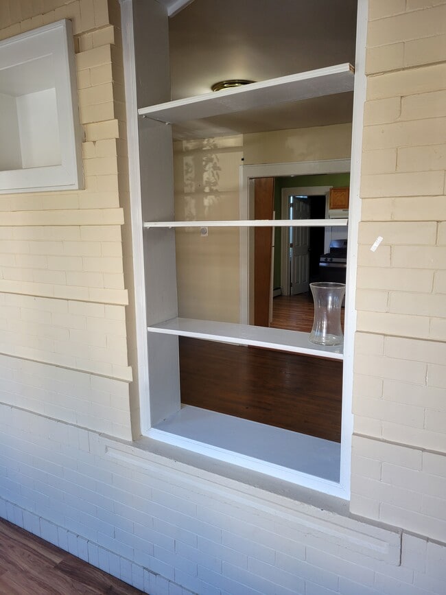 sunroom - 213 Lincoln Pl
