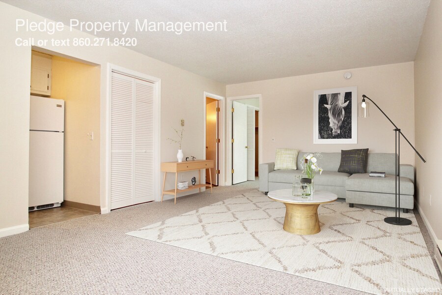 Primary Photo - 59 Maple St