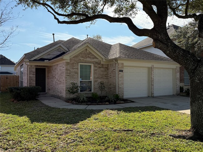 Foto del edificio - 2107 Castle Gardens Ln