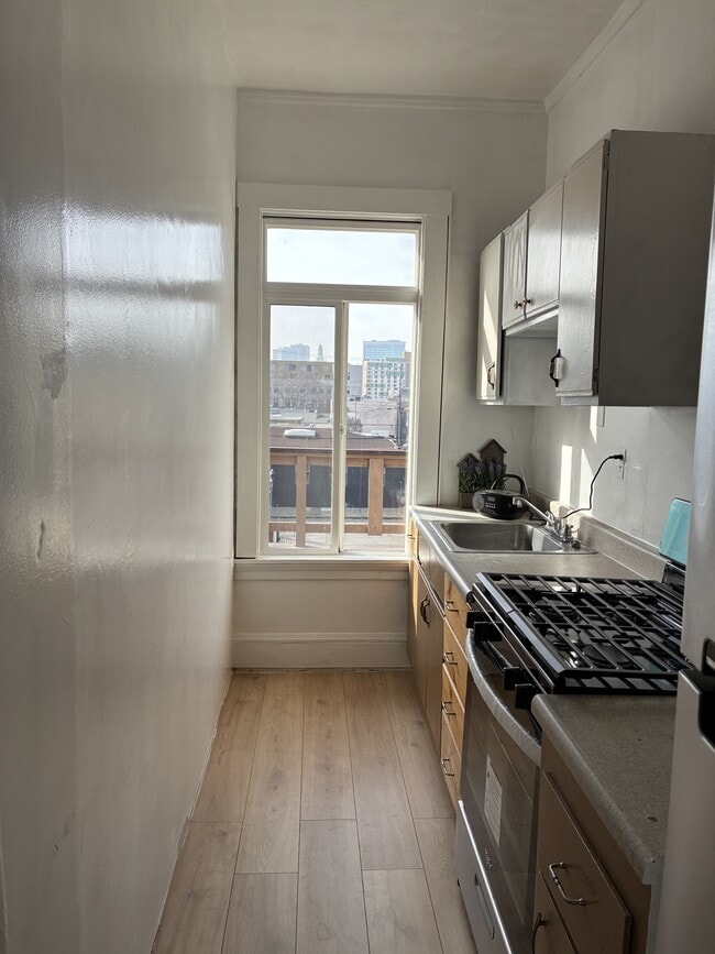 Photo - 2817 Telegraph Ave Townhome