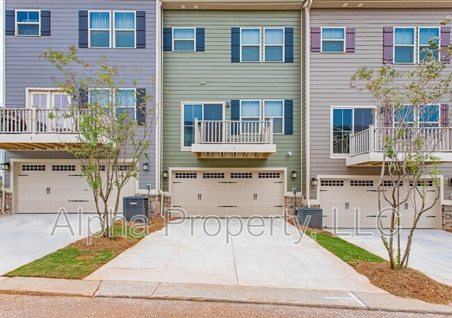 Building Photo - 3 Itasca Dr