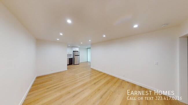 Foto del edificio - Gorgeous Fully Remodeled 1-Bed + 1-Bath in...
