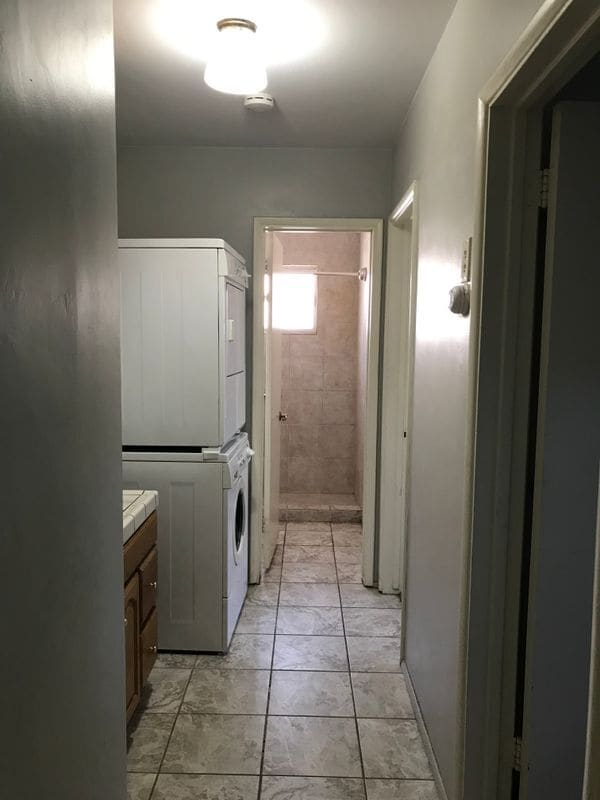 Building Photo - 44136 Fairhaven Dr