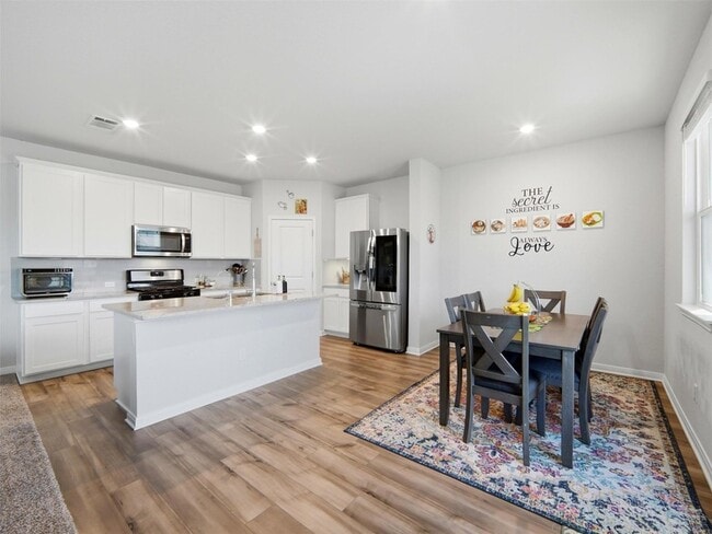 Foto del edificio - 135 Mason Hl Ln